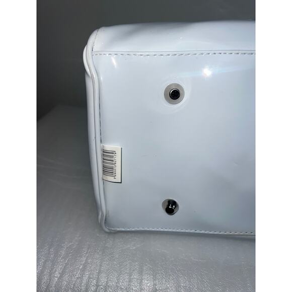 Moroccanoil White Vinyl Carry-On Overnight Travel Duffle Bag – 18x7x12 - Picture 12 of 15